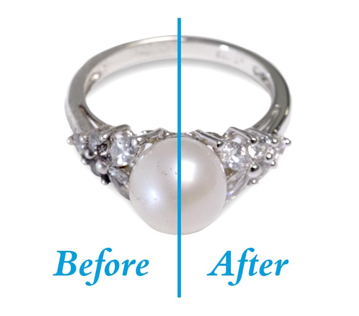 Before and after of a ring that was cleaned with kingswood private label jewelry cleaners