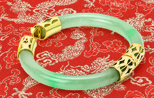 Jade and gold bracelet